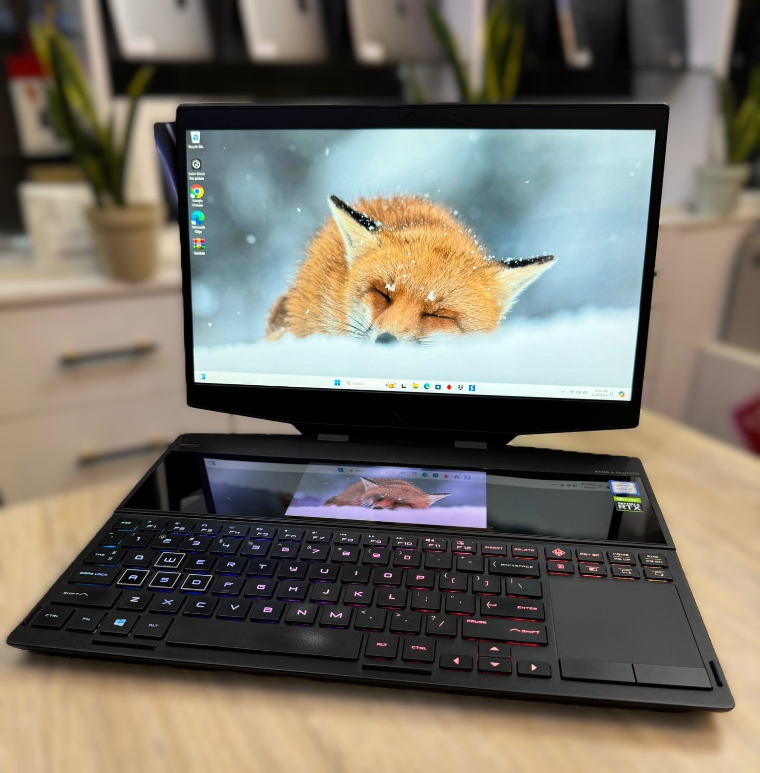Hp Omen X 2S intel core i7 9th generation 1tb ssd 16gb ram RTX 2070 8Gb dedicated Graphics 4K screen display 2.6Ghz 1 Hp Omen X 2S intel core i7 9th generation 1tb ssd 16gb ram RTX 2070 8Gb dedicated Graphics 4K screen display 2.6Ghz