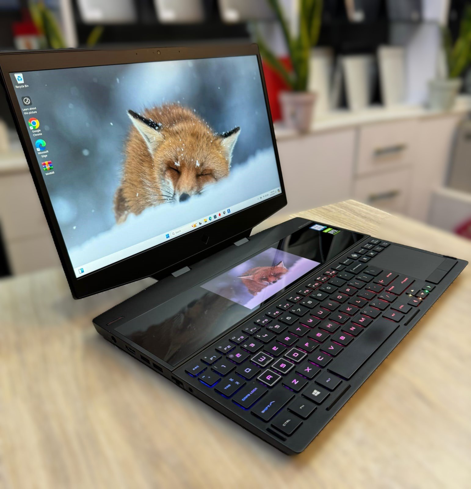 Hp Omen X 2S intel core i7 9th generation 1tb ssd 16gb ram RTX 2070 8Gb dedicated Graphics 4K screen display 2.6Ghz 3 Hp Omen X 2S intel core i7 9th generation 1tb ssd 16gb ram RTX 2070 8Gb dedicated Graphics 4K screen display 2.6Ghz